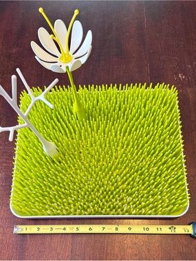 Lime Green Baby Bottle Drying Rack with Flower & Branch Accessories